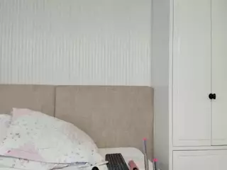 ValerieFerrer's Live Sex Cam Show
