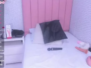 CATIAJONES's Live Sex Cam Show