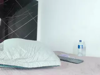 Dulce Melodia's Live Sex Cam Show