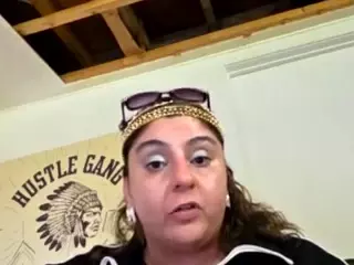 jazzytay's Live Sex Cam Show