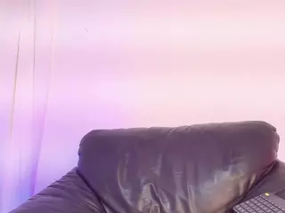 esmeralda-bigbotty's Live Sex Cam Show