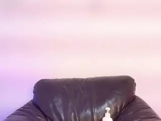 esmeralda-bigbotty's Live Sex Cam Show