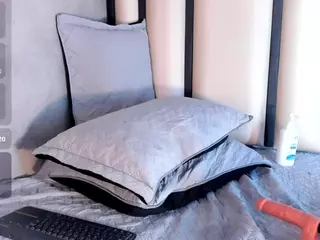 ValeryStreinge's Live Sex Cam Show