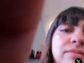 zoe-cruz21's Live Sex Cam Show