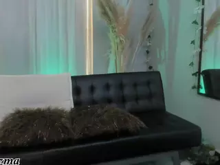 zoe-cruz21's Live Sex Cam Show