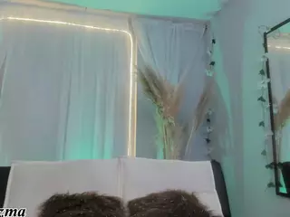 zoe-cruz21's Live Sex Cam Show