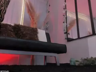 zoe-cruz21's Live Sex Cam Show