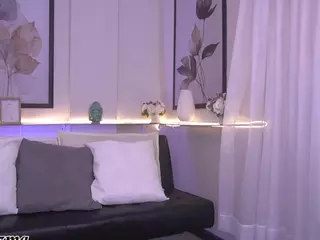 zoe-cruz21's Live Sex Cam Show