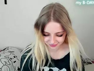 Alice-Halle's Live Sex Cam Show