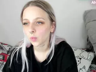 Alice-Halle's Live Sex Cam Show