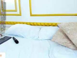 amor-smith's Live Sex Cam Show