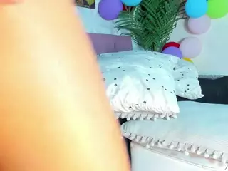 Hellen-Sky's Live Sex Cam Show