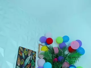 Hellen-Sky's Live Sex Cam Show