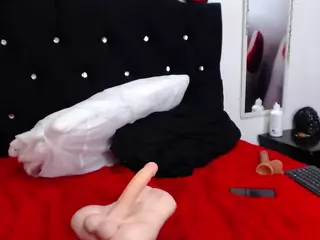 karennlenoy's Live Sex Cam Show
