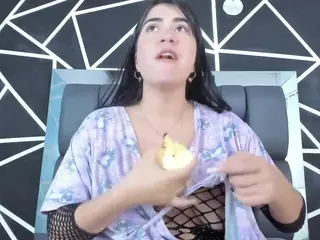 moniicaa's Live Sex Cam Show