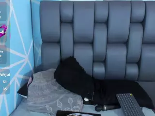 moniicaa's Live Sex Cam Show