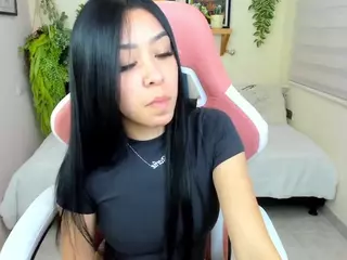 Starlie's Live Sex Cam Show