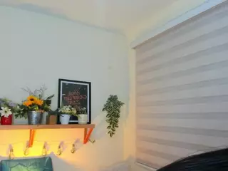 Starlie's Live Sex Cam Show