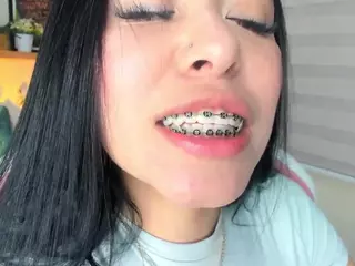 Starlie's Live Sex Cam Show