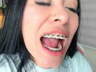 Starlie's Live Sex Cam Show