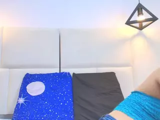 CharlotteWilliamss's Live Sex Cam Show