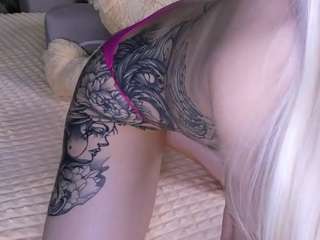 Offline cam show with Sweeet-Barbie