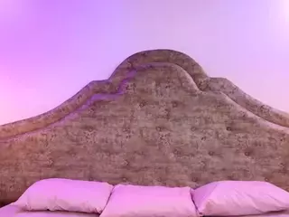 Victoria-Adams14's Live Sex Cam Show