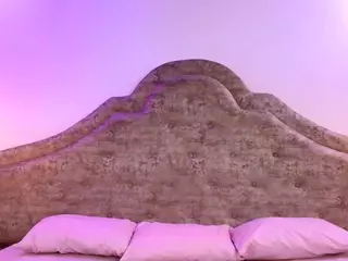 Victoria-Adams14's Live Sex Cam Show