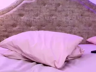 Victoria-Adams14's Live Sex Cam Show