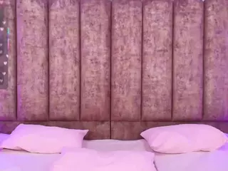 Victoria-Adams14's Live Sex Cam Show