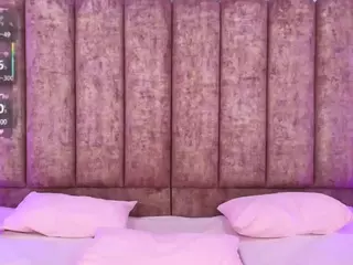 Victoria-Adams14's Live Sex Cam Show