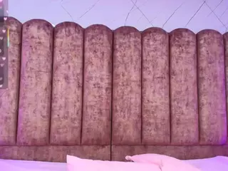 Victoria-Adams14's Live Sex Cam Show