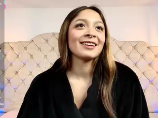 Victoria-Adams14's Live Sex Cam Show