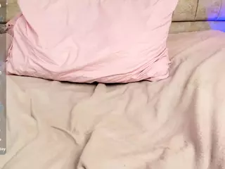 Victoria-Adams14's Live Sex Cam Show