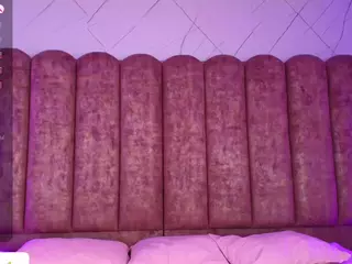 Victoria-Adams14's Live Sex Cam Show
