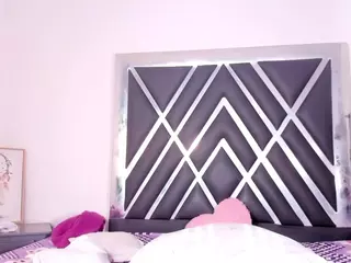 RiriBlonde's Live Sex Cam Show