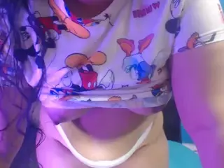 rrocyyomature's Live Sex Cam Show