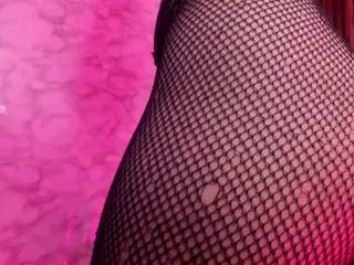 Lynnet's Live Sex Cam Show