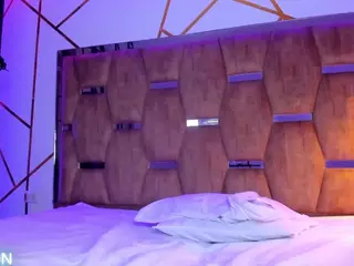 Lynnet's Live Sex Cam Show