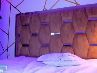 Lynnet's Live Sex Cam Show