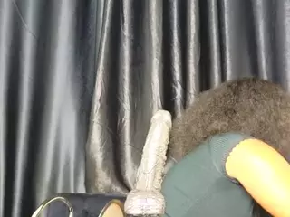 Assiology's Live Sex Cam Show