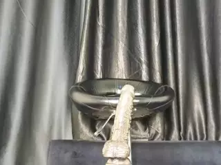 Assiology's Live Sex Cam Show
