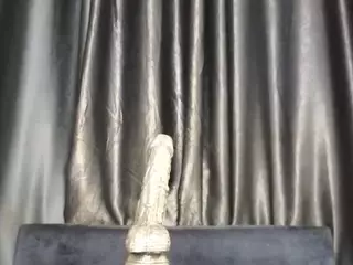 Assiology's Live Sex Cam Show