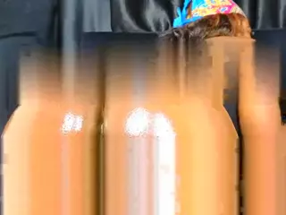 Assiology's Live Sex Cam Show