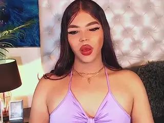 Yoiku's Live Sex Cam Show