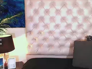 Yoiku's Live Sex Cam Show