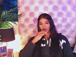 Yoiku's Live Sex Cam Show