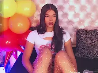 Yoiku's Live Sex Cam Show