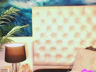 Yoiku's Live Sex Cam Show