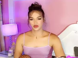 Yoiku's Live Sex Cam Show